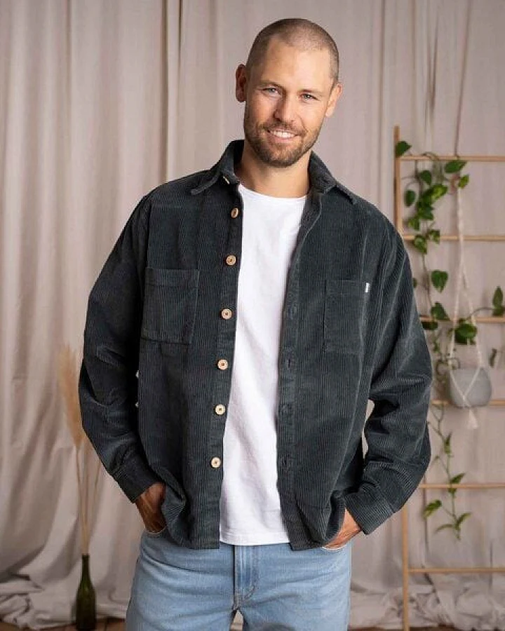 Vresh Clothing Vinley - Cord Hemd aus Biobaumwolle