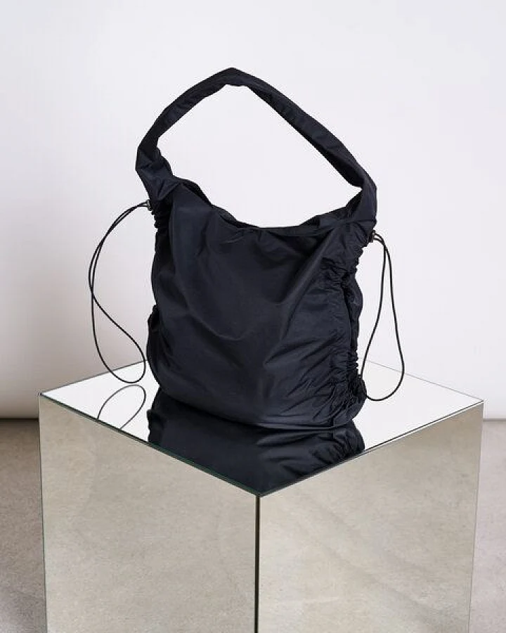 JAN N JUNE DRAWSTRING SHOPPER LYNE