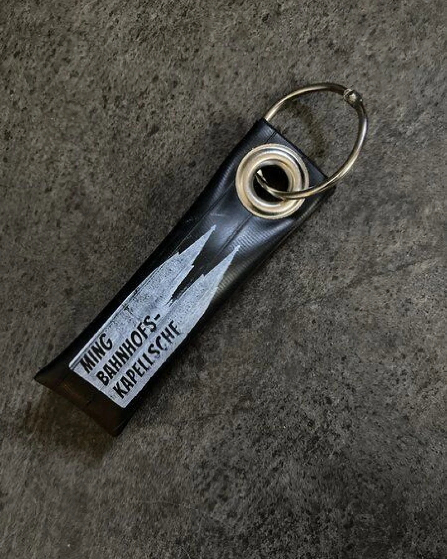 mio eco Upcycling Schlüsselanhänger Kölner Dom – Ansicht 2