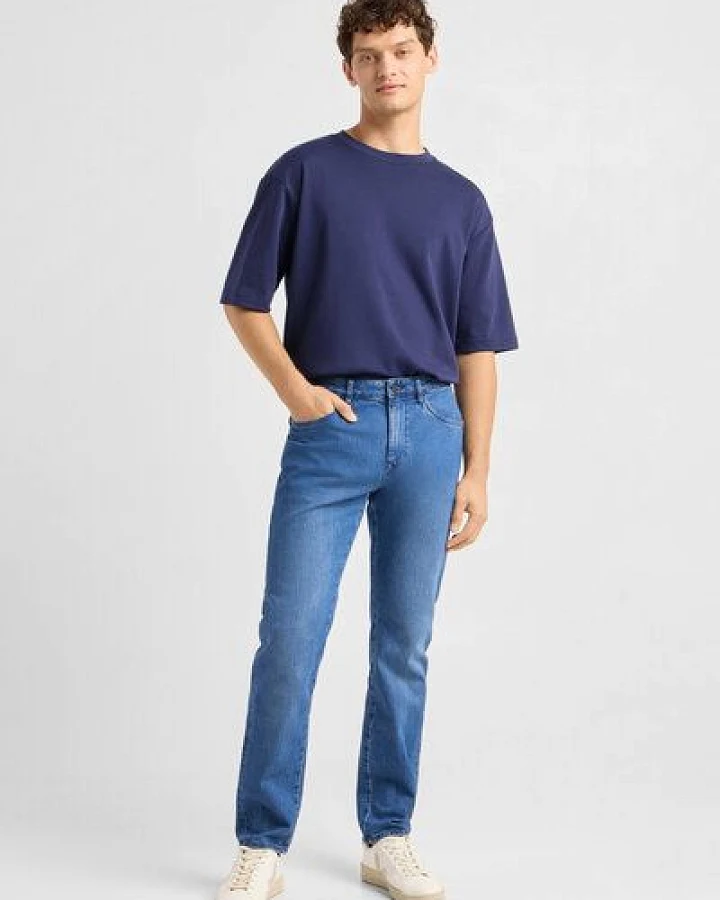 Medium Blue