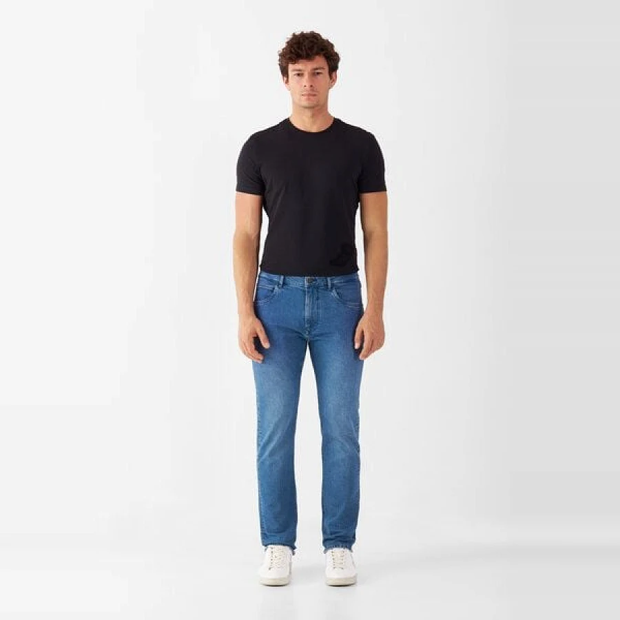 Medium Blue